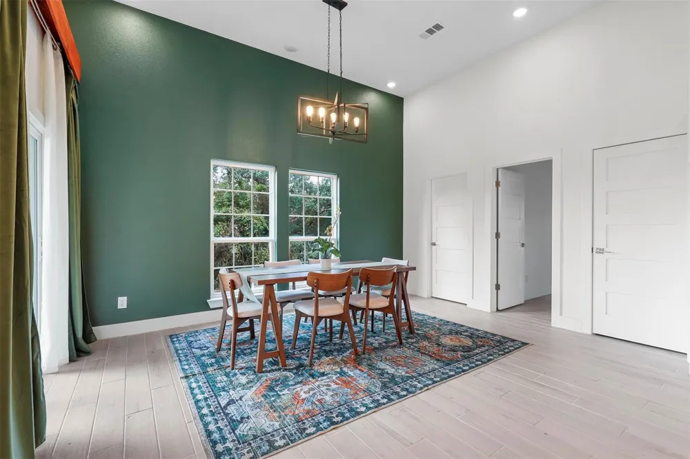 4013 Legend Trail Granbury, TX 76049