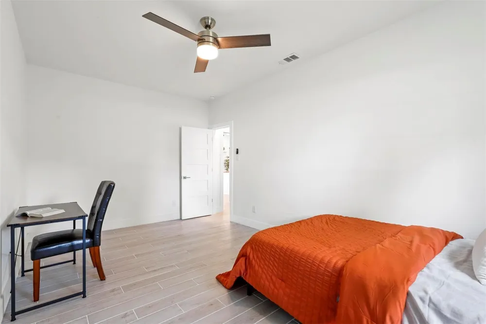 4013 Legend Trail Granbury, TX 76049