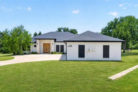 4013 Legend Trail