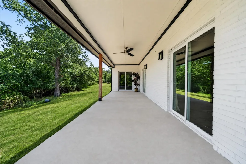 4013 Legend Trail Granbury, TX 76049