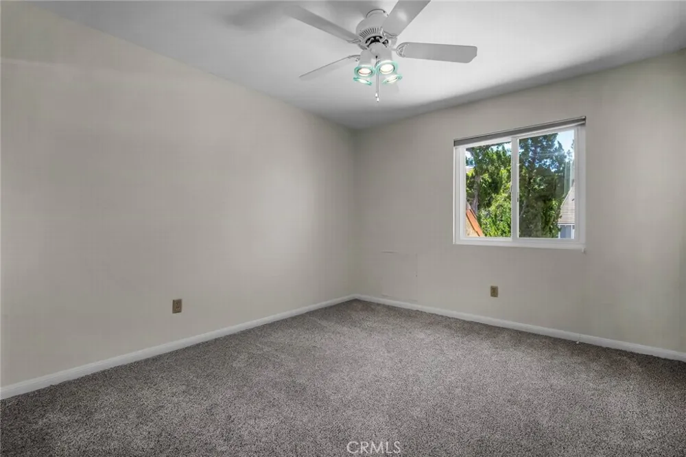 22253 Drums Court Calabasas, CA 91302