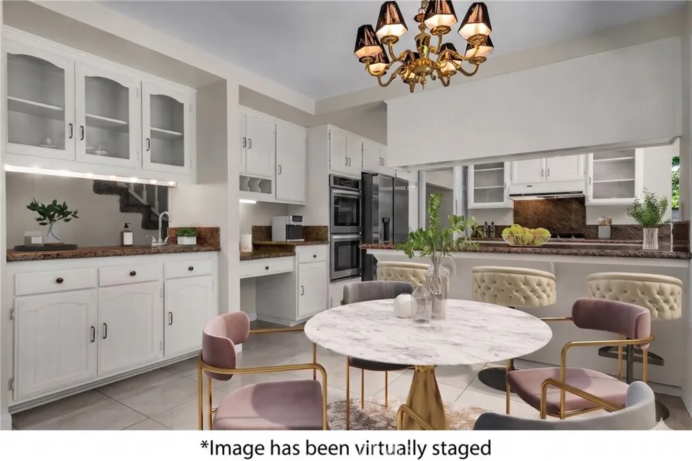 22253 Drums Court Calabasas, CA 91302