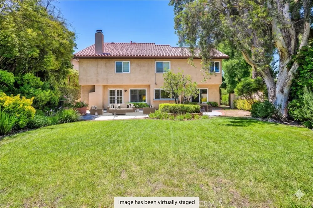 22253 Drums Court Calabasas, CA 91302