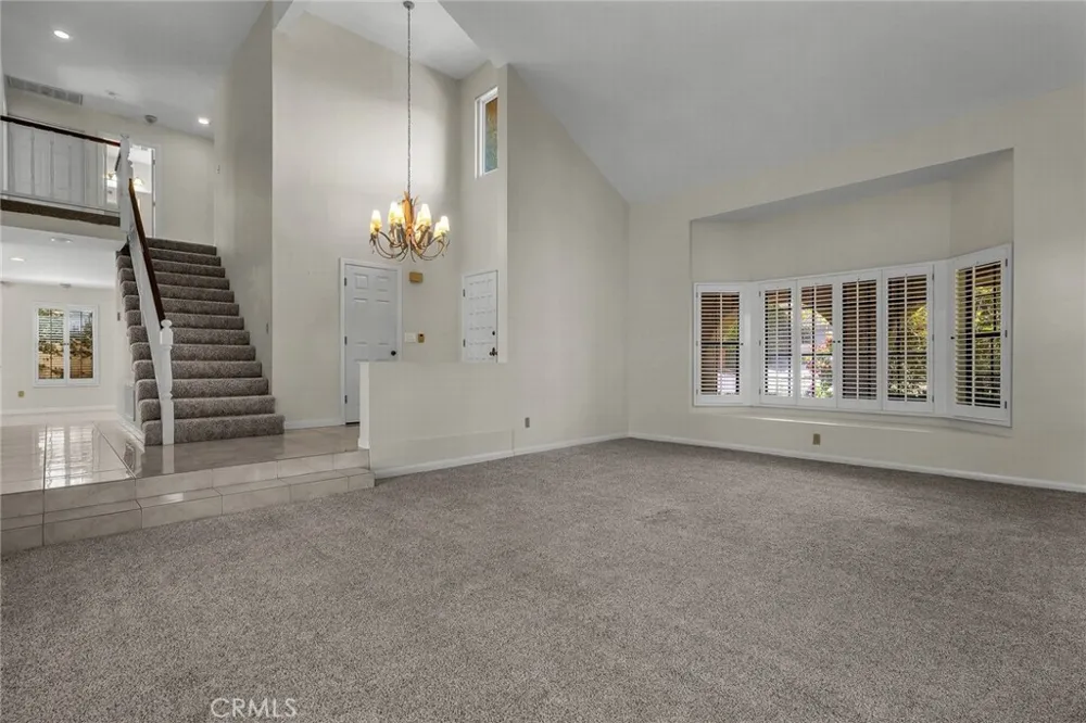 22253 Drums Court Calabasas, CA 91302