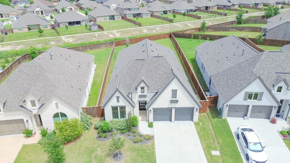 1321 Old Rocksprings Pass Mansfield, TX 76063