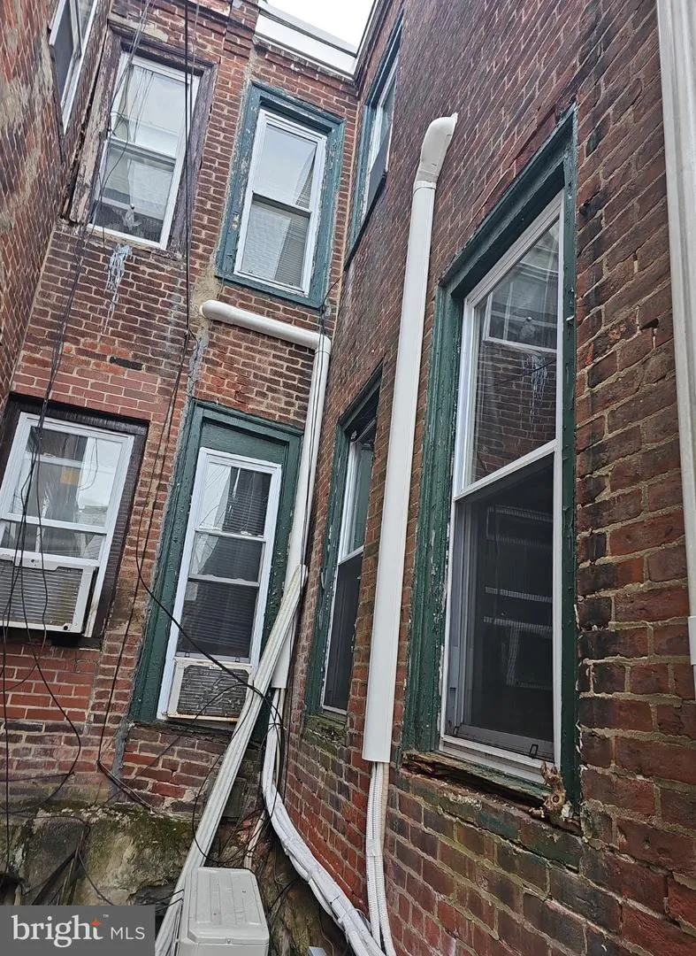 4842 15TH STREET Philadelphia, PA 19141