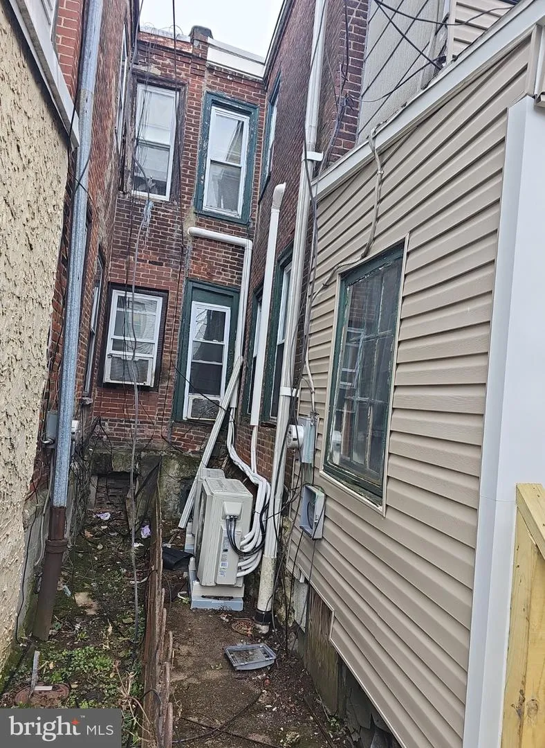 4842 15TH STREET Philadelphia, PA 19141