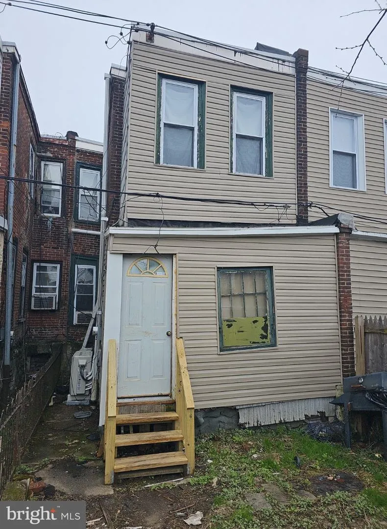 4842 15TH STREET Philadelphia, PA 19141