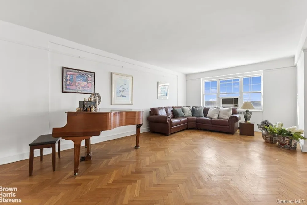 180 Cabrini Boulevard #118 New York (Manhattan), NY 10033