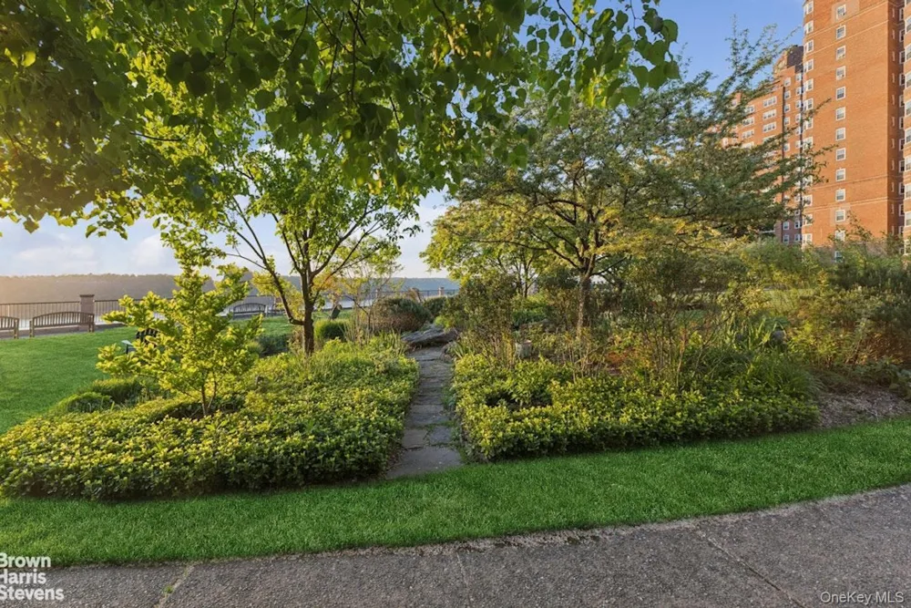 180 Cabrini Boulevard #118 New York (Manhattan), NY 10033