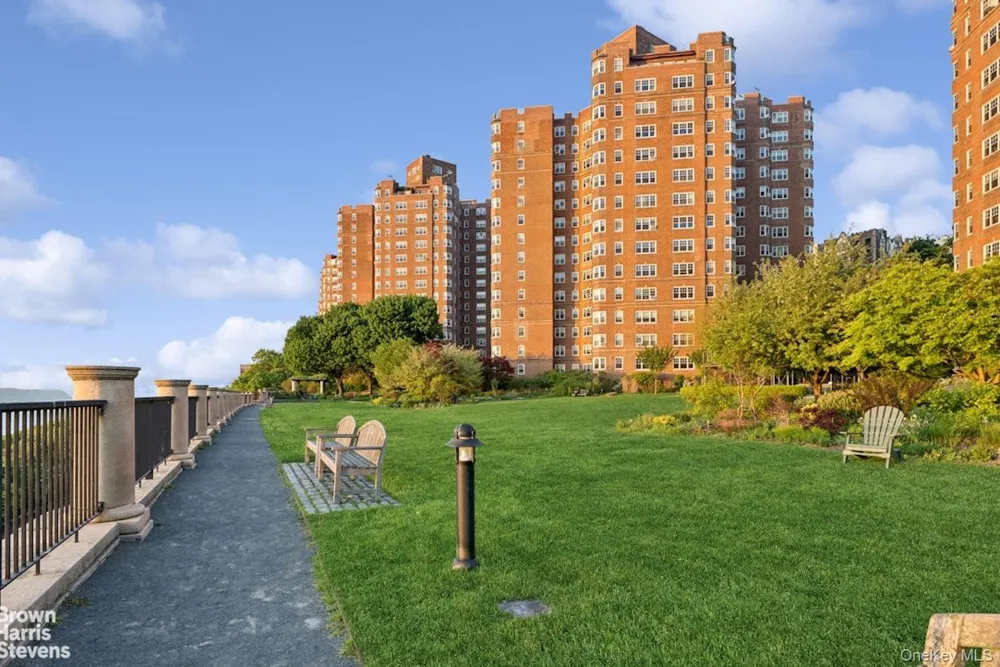 180 Cabrini Boulevard #118 New York (Manhattan), NY 10033