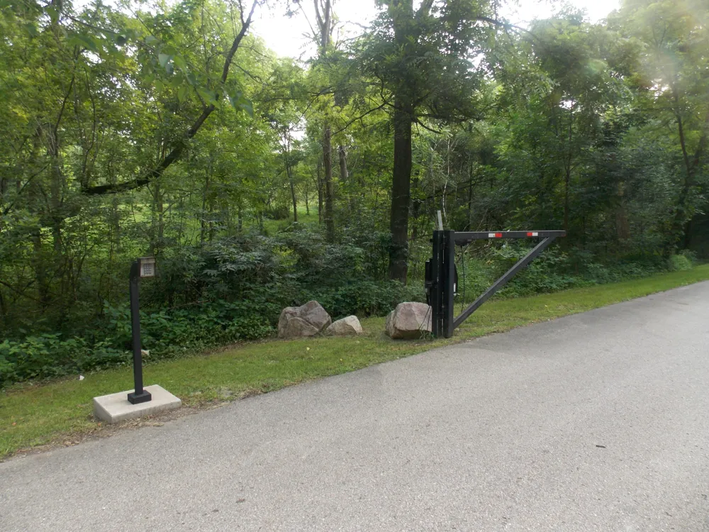 10 Long Lake Drive Cassopolis, MI 49031