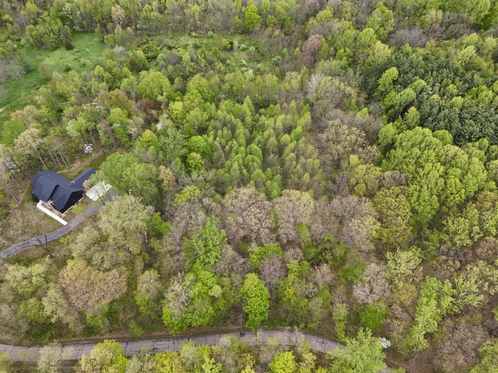 10 Long Lake Drive Cassopolis, MI 49031