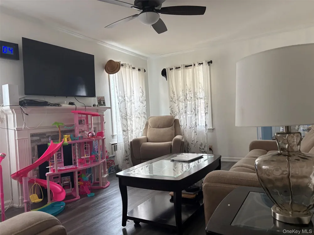 91 Broadway Valley Stream, NY 11580