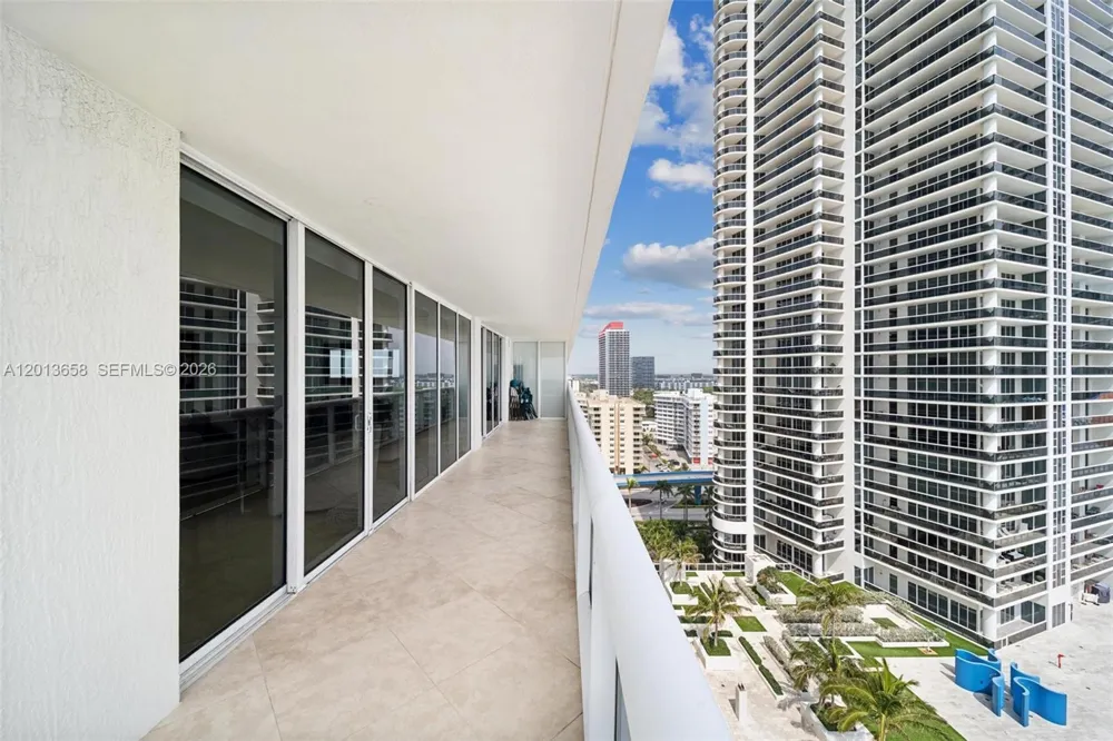 1830 S Ocean Dr #1701 Hallandale Beach, FL 33009