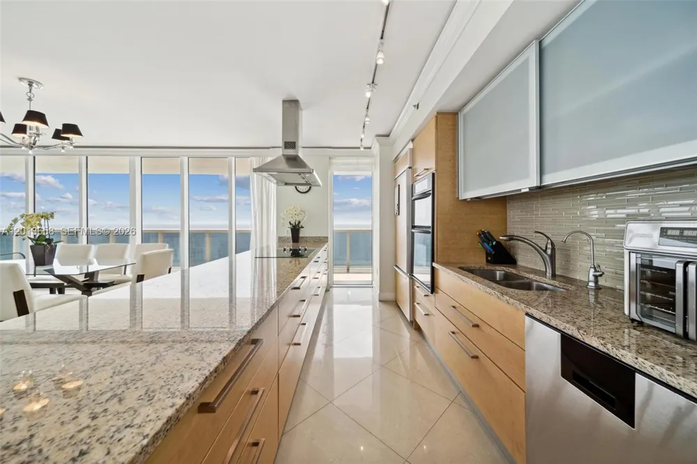 1830 S Ocean Dr #1701 Hallandale Beach, FL 33009