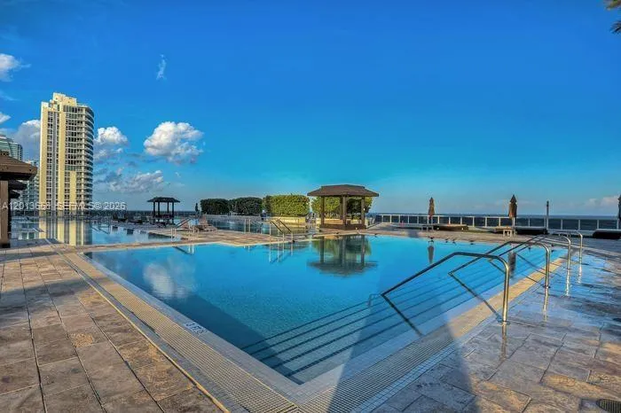1830 S Ocean Dr #1701 Hallandale Beach, FL 33009