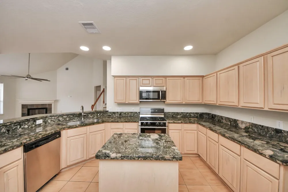 12207 Meadow Lane Court Meadows Place, TX 77477