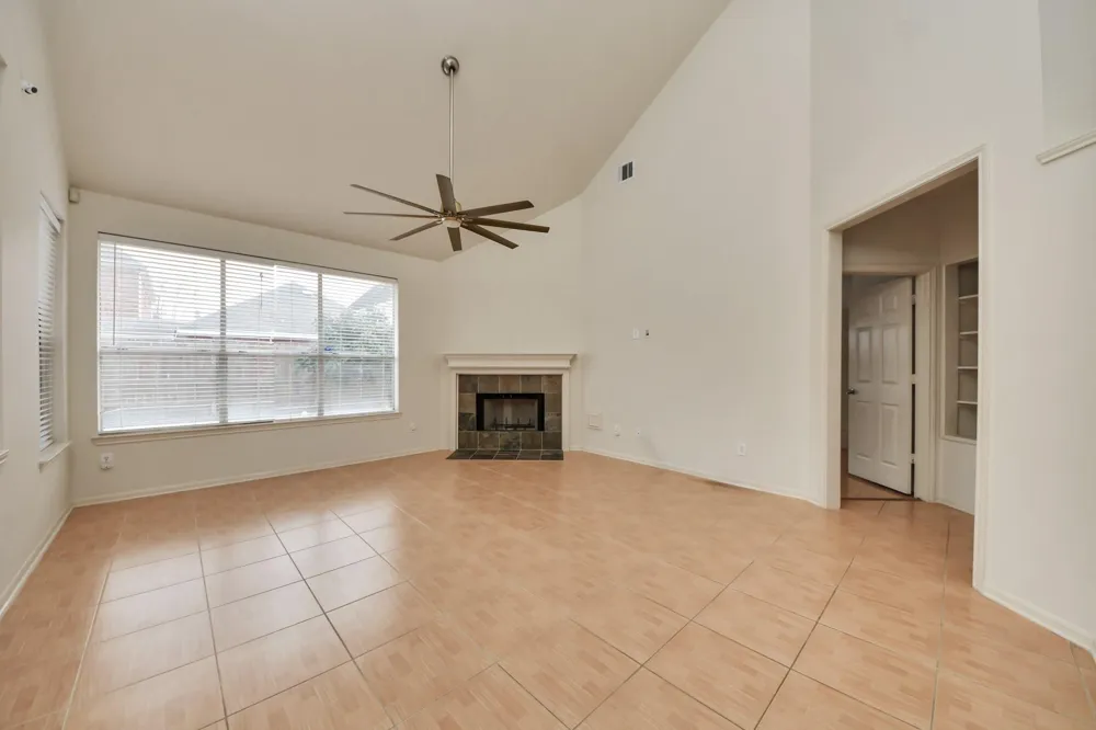 12207 Meadow Lane Court Meadows Place, TX 77477