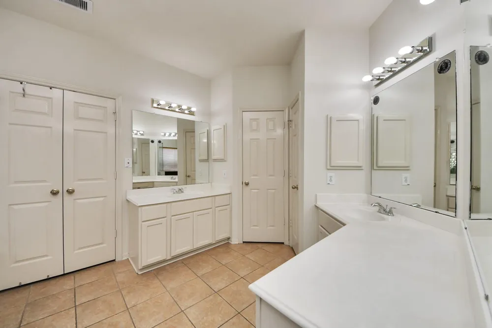 12207 Meadow Lane Court Meadows Place, TX 77477