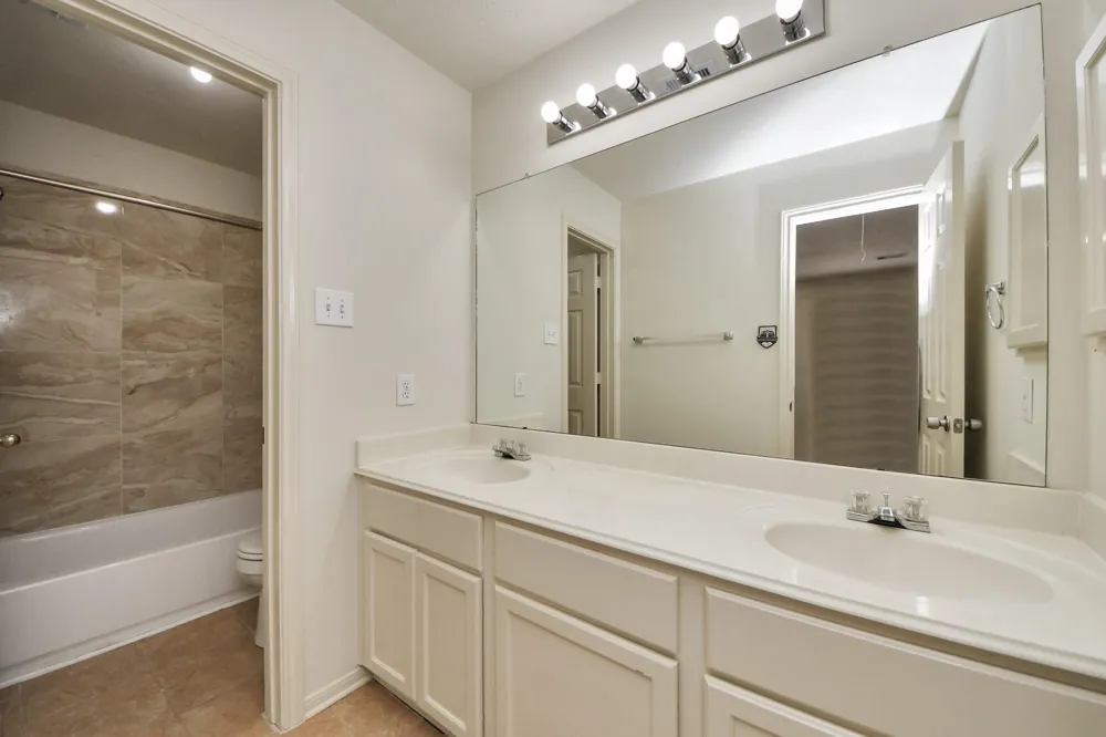 12207 Meadow Lane Court Meadows Place, TX 77477