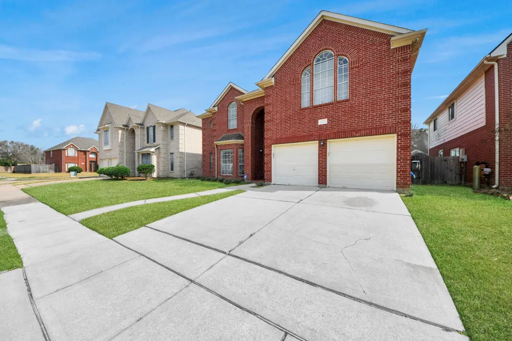 12207 Meadow Lane Court Meadows Place, TX 77477