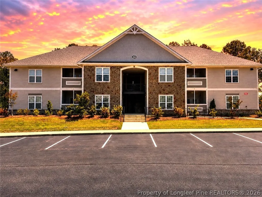 260 Gallery Drive #102 Spring Lake, NC 28390