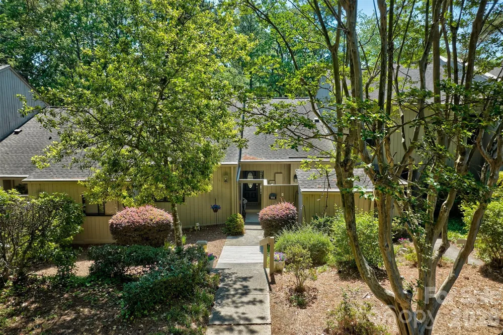 114 Pine Grove Circle Lake Wylie, SC 29710