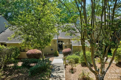 114 Pine Grove Circle