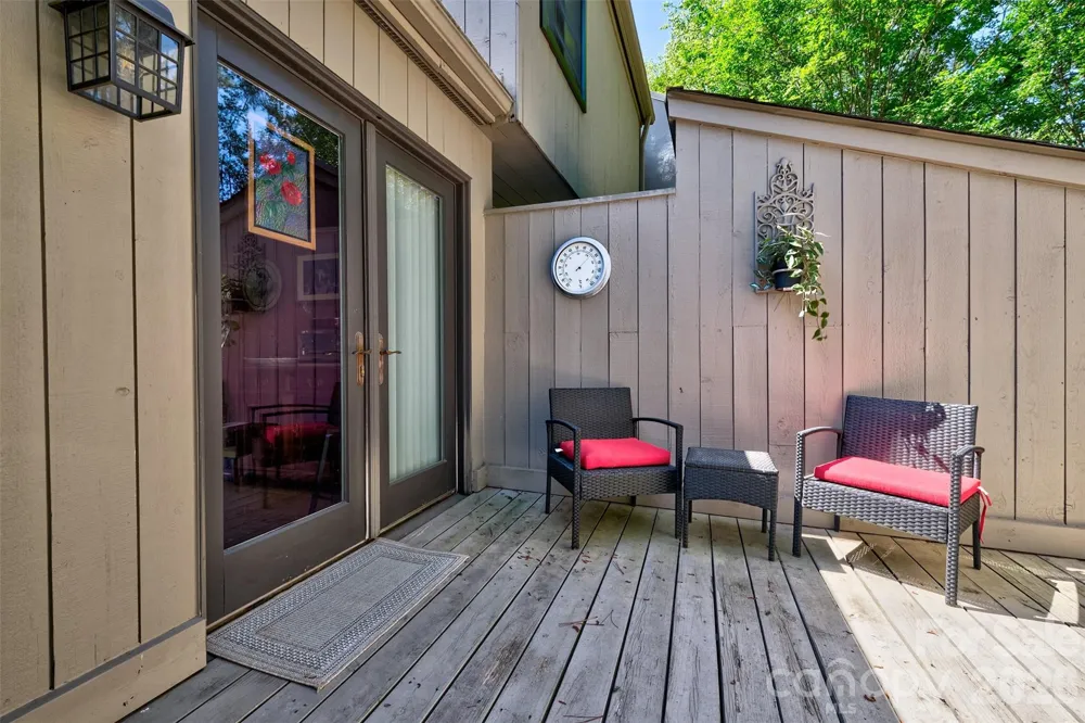 114 Pine Grove Circle Lake Wylie, SC 29710