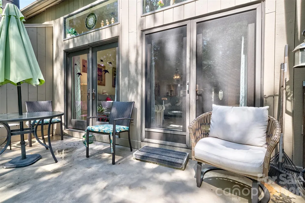 114 Pine Grove Circle Lake Wylie, SC 29710