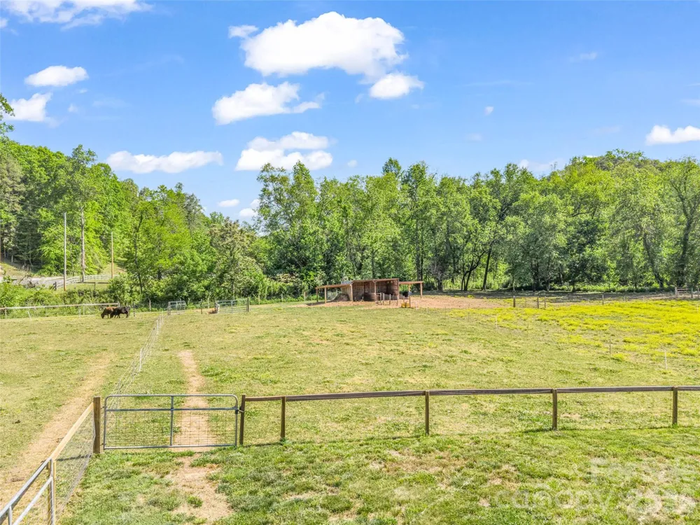 400 Calhoun Trail Rutherfordton, NC 28139