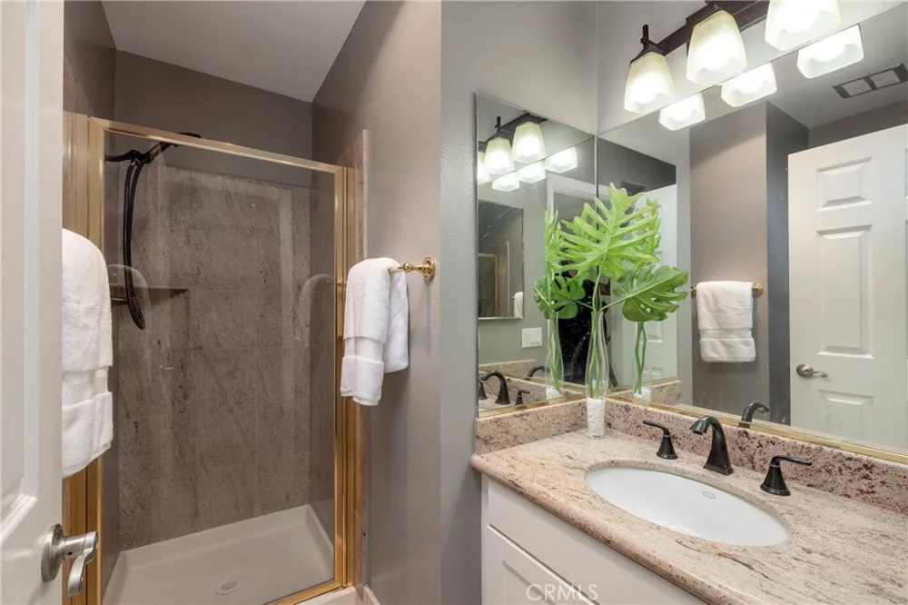 16068 Bonaire Huntington Beach, CA 92649