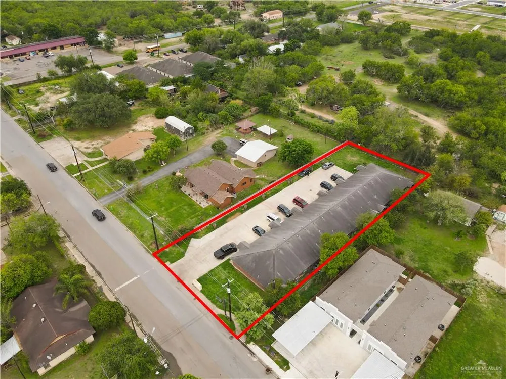905 South Avenue Donna, TX 78537
