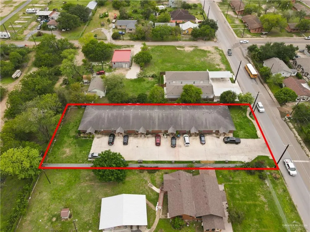 905 South Avenue Donna, TX 78537