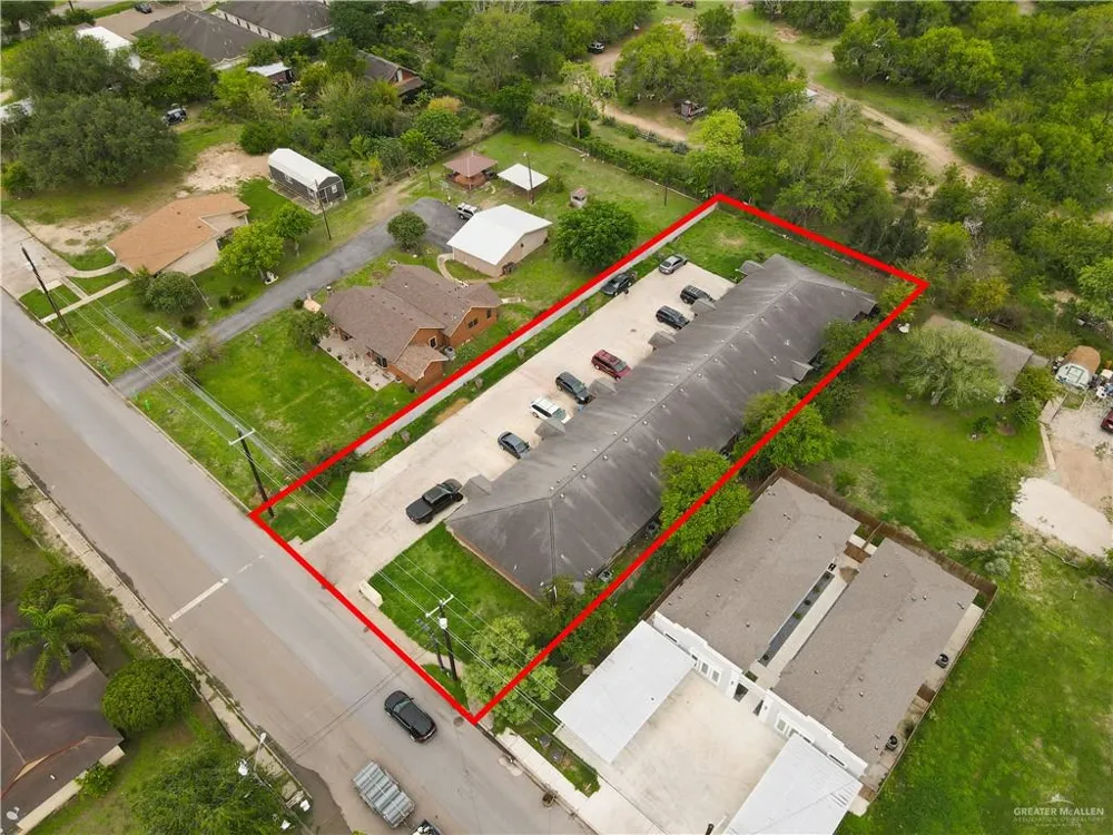 905 South Avenue Donna, TX 78537