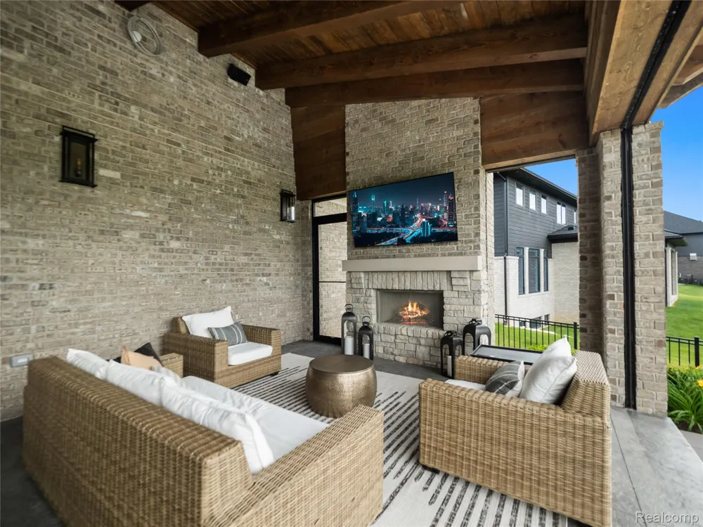 19127 Maybury Meadow Court Northville Township, MI 48167