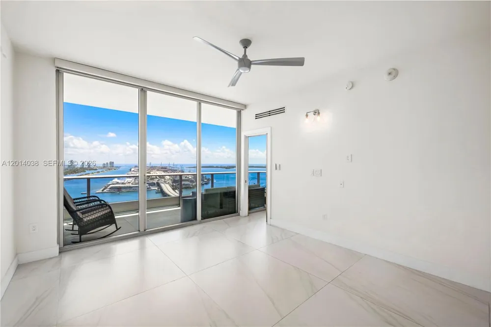 900 Biscayne Blvd #4202 Miami, FL 33132