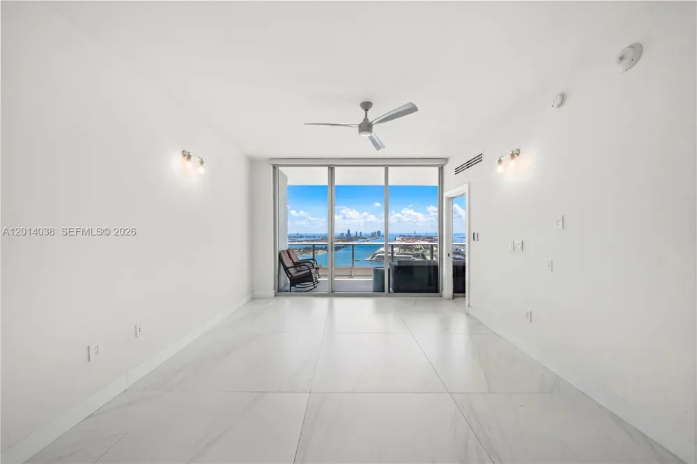 900 Biscayne Blvd #4202 Miami, FL 33132