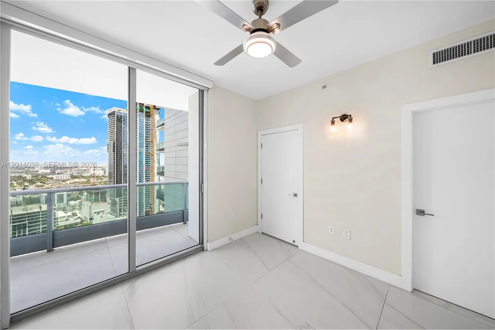900 Biscayne Blvd #4202 Miami, FL 33132
