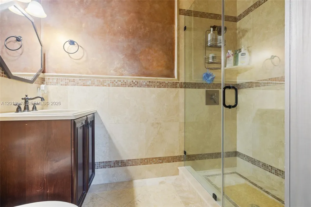 9861 NW 135th St Hialeah Gardens, FL 33018