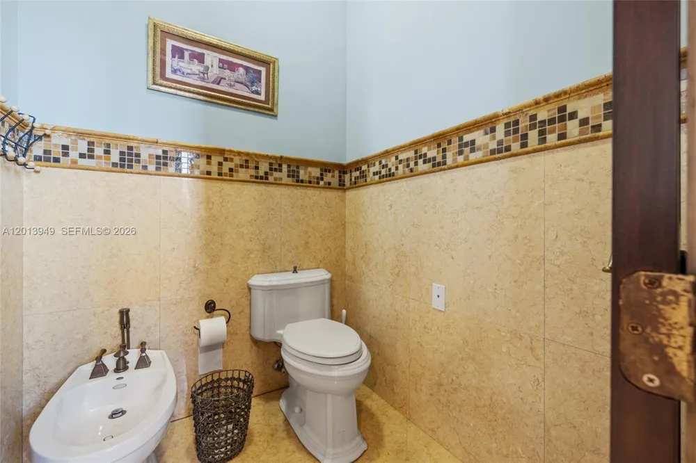 9861 NW 135th St Hialeah Gardens, FL 33018