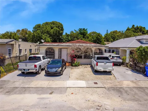 201 NW 25th Ave