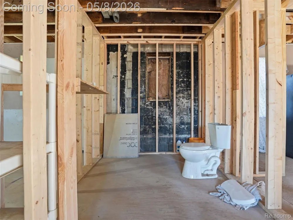 20839 Reimanville Avenue Royal Oak Charter Township, MI 48220