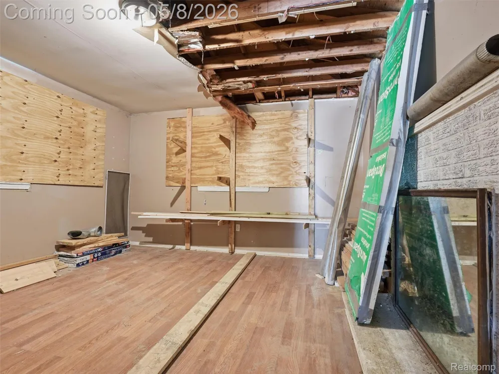 20839 Reimanville Avenue Royal Oak Charter Township, MI 48220