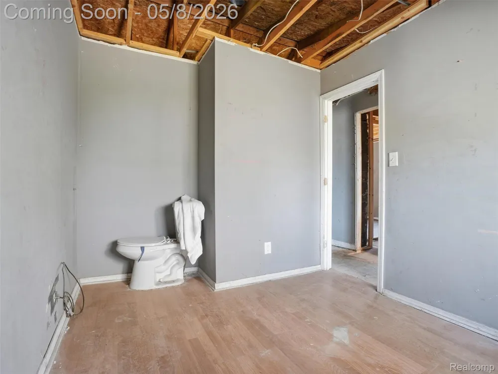 20839 Reimanville Avenue Royal Oak Charter Township, MI 48220