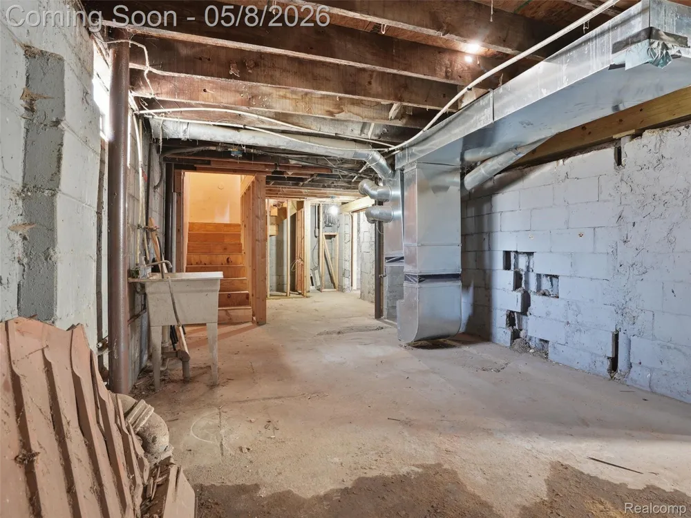20839 Reimanville Avenue Royal Oak Charter Township, MI 48220