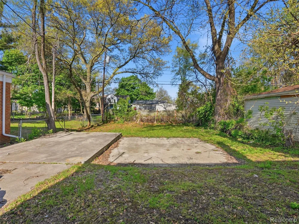 20839 Reimanville Avenue Royal Oak Charter Township, MI 48220