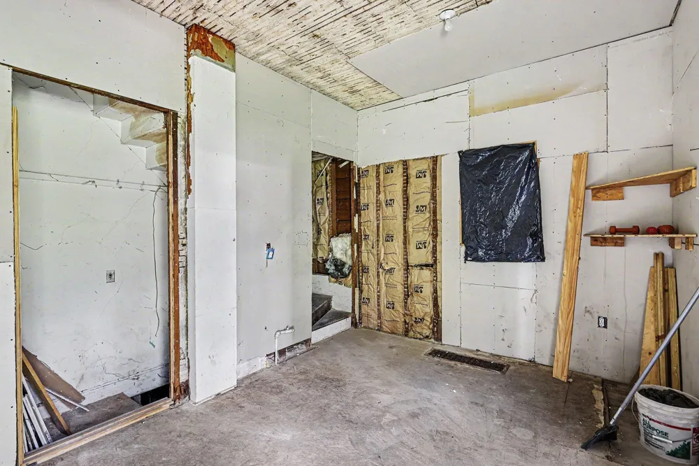 219 S Dalrymple Street Albion City, MI 49224