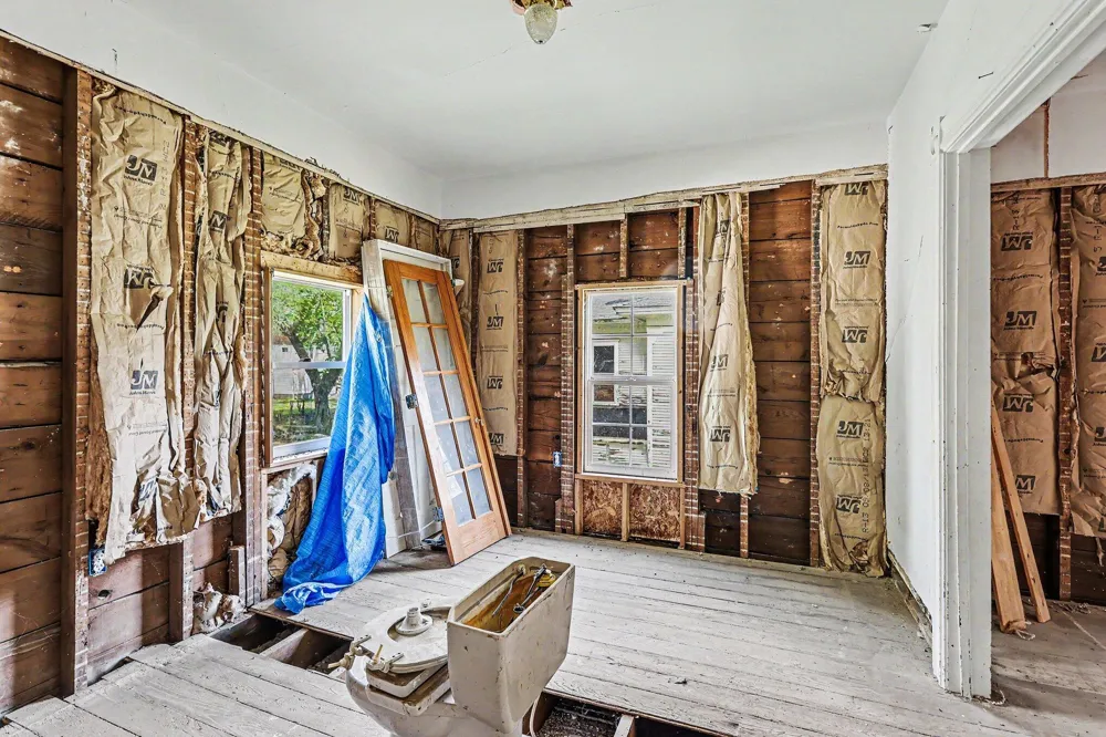 219 S Dalrymple Street Albion City, MI 49224